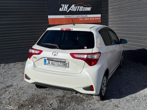 Toyota Yaris 1.0 VITZ AUTO 5DR - Image 4