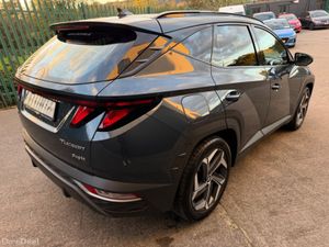 Hyundai Tucson 242 D PHEV EXECUTOVE TWO TONE - Image 4