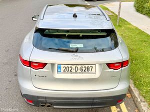 Jaguar F-Pace 2020!!PANROOF!!ONLY 52K MLS!!! - Image 4