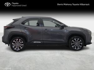 Toyota Yaris Cross LUNA SPORT - Image 3