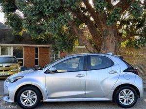 Toyota Yaris..ONE OWNER..IRISH CAR..MORE IN STOCK - Image 3