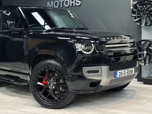 LAND ROVER DEFENDER D90 D300 HSE X DYNAMIC 3 SEATS - Image 2