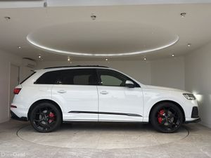 Audi Q7 2021 - Image 4
