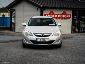 2011 Opel Astra 1.4 Turbo Petrol SE Manual 5DR - Image 2