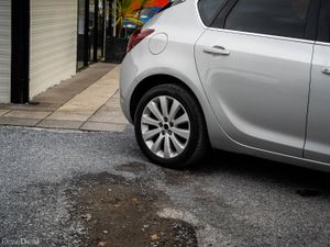 2011 Opel Astra 1.4 Turbo Petrol SE Manual 5DR - Image 4
