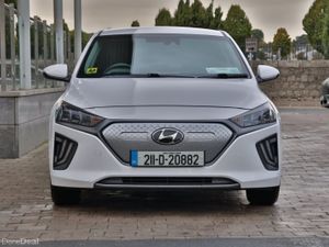 Hyundai IONIQ Electric Premium - Image 3