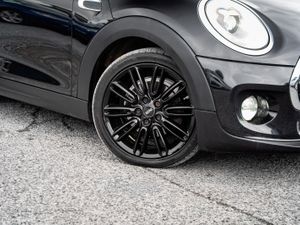 2016 MINI Cooper 1.5 Petrol Auto Cream Leather - Image 2