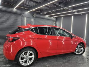 Opel Astra 2018 - Image 4