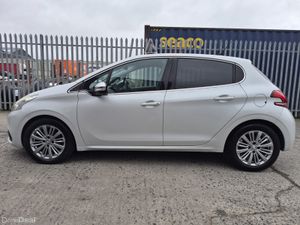 2016 Peugeot 208 - Image 4