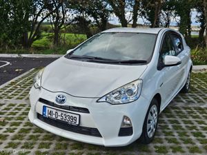2014 TOYOTA AQUA 1.5 HYBRID - Image 4