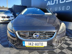 Volvo V40 Volvo v40 1.6 petrol, auto, loads of spe - Image 4