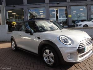 1.5 DIESEL AUTO SPORT 3DR HATCHBACK // ONLY 103000 - Image 3