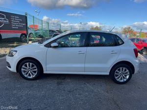 Volkswagen Polo 2017 tiny mileage - Image 4