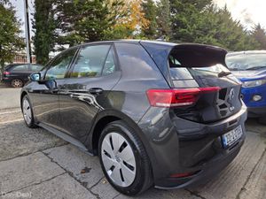 2022 VOLKSWAGEN ID3 LIFE Pro Performance - Image 4