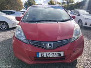 Honda Fit 2012 - Image 2