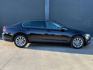 Volkswagen Passat 2.0 TDI SE BUSINESS BLUEMOTION 1 - Image 3