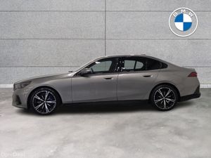 BMW i5 eDrive40 M Sport Pro Saloon - Image 4