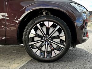 Volvo XC60 XC60 T6 Plus Bright AWD PHEV--0.95% APR - Image 4