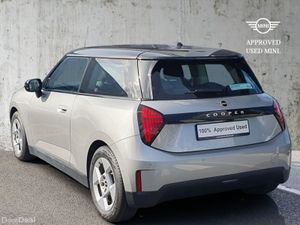 Mini Cooper Cooper E - Image 3