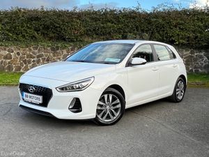 Hyundai i30 1.6 Diesel Deluxe - Image 3