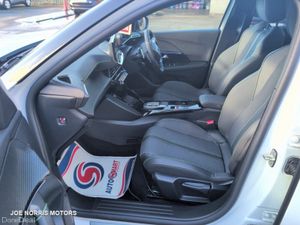 Peugeot 2008 GT1.2 HYBRID 136 STD 4DR - Image 3