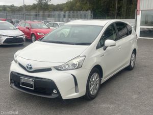 Toyota Prius 2016 Toyota Prius Alpha - Image 3