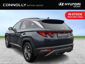 Hyundai Tucson 2WD Executive Plus - Image 4