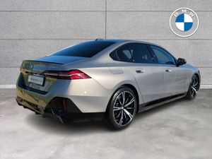 BMW 5-Series 530e M Sport - Image 2