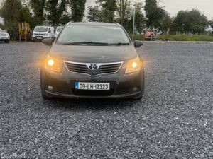 Toyota Avensis 2009 6 speed diesel - Image 2