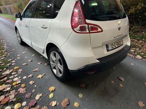 Renault Scenic 1.5 DCI 110 ECO2 TOMTOM EDITION - Image 2