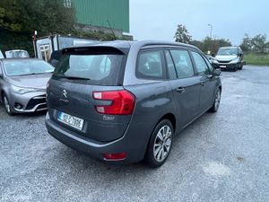 Citroen C4 2015 7 Seater - Image 3