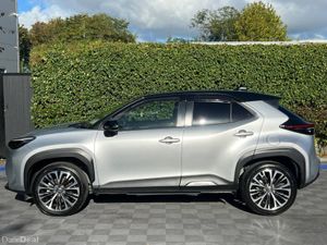 Toyota Yaris Cross Z-SPEC 1.5 HYBRID AUTO // HALF - Image 3