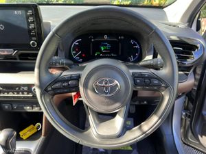 Toyota Yaris Cross Z-SPEC 1.5 HYBRID AUTO // HALF - Image 4