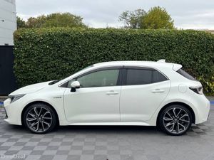 Toyota Corolla SPORT 1.8 HYBRID AUTO // REVERSE CA - Image 3