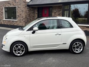 Beautiful Low km 2012 Fiat 500! Ideal Starter car! - Image 4