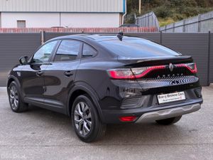 Renault Arkana EVOLUTION E-TECH H - Image 4
