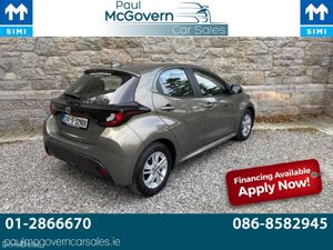Toyota Yaris 1.5 LUNA**//**€180 ROAD TAX**//**FINA - Image 2