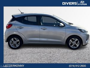 Hyundai i10 Deluxe - Image 3