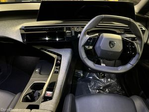 Peugeot 3008 3008 Allure Ev  Allure  210 Electric - Image 3