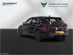Cupra Leon 1.5 eTSI 150 Shadow Edition 5dr DSG - Image 4