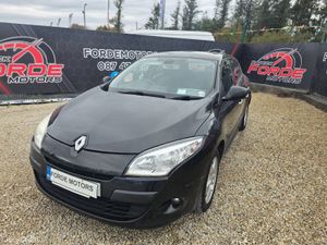 Renault Megane 2010 - Image 2