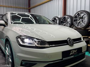 2017(171) VW Golf 1.2 Petrol - Automatic! - Image 3