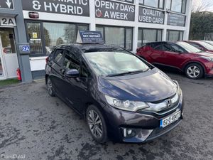🚗 2015 Honda Jazz/FIT 1.5 Hybrid Auto,CAR PLAY - Image 3