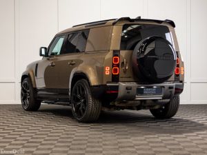 242 Land Rover Defender X-Dyn. 3 Seat Commercial - Image 4