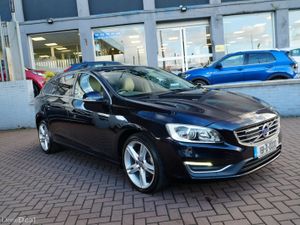 2018 VOLVO V60 D4 CLASSIC PANROOF 5DR ESTATE - Image 2