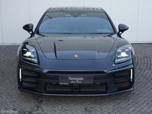 Porsche Panamera Hybrid 4 - 4+1 Adaptive Cruise - Image 3