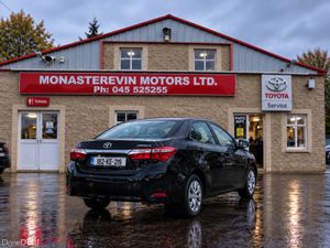 Toyota Corolla 1.33 TERRA 4DR - Image 2