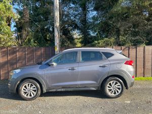 Hyundai Tucson 2016, auto - Image 3