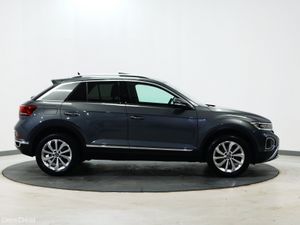*56* 2023 Volkswagen T-Roc 1.5tsi style - Image 3
