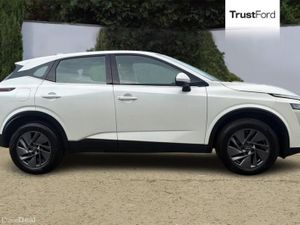 Nissan Qashqai 1.3 DiG-T MH 158 Acenta Premium 5dr - Image 3